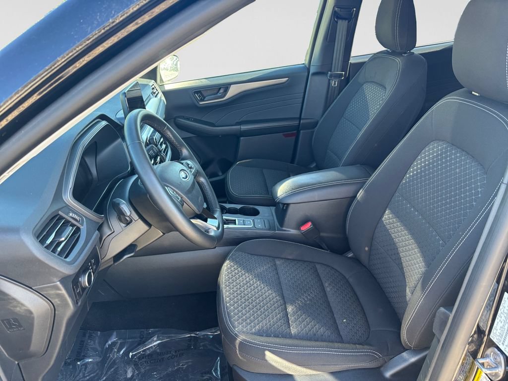 Used 2023 Ford Escape Active FWD image 9
