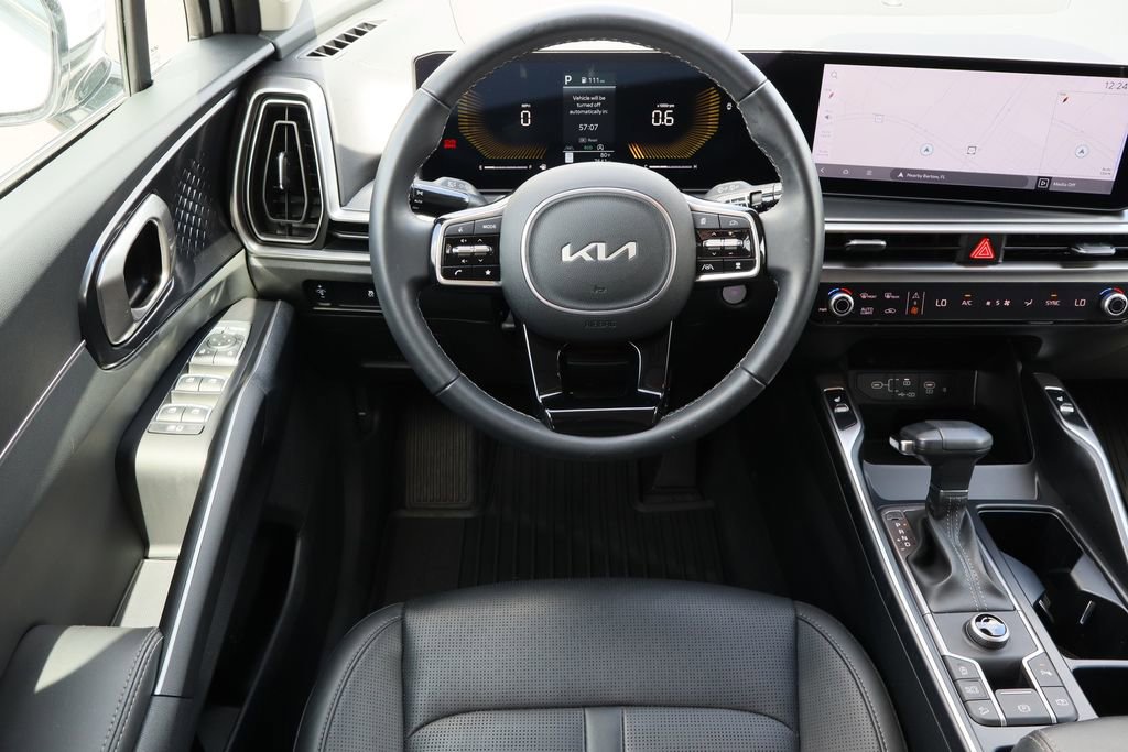 Used 2025 Kia Sorento S image 22