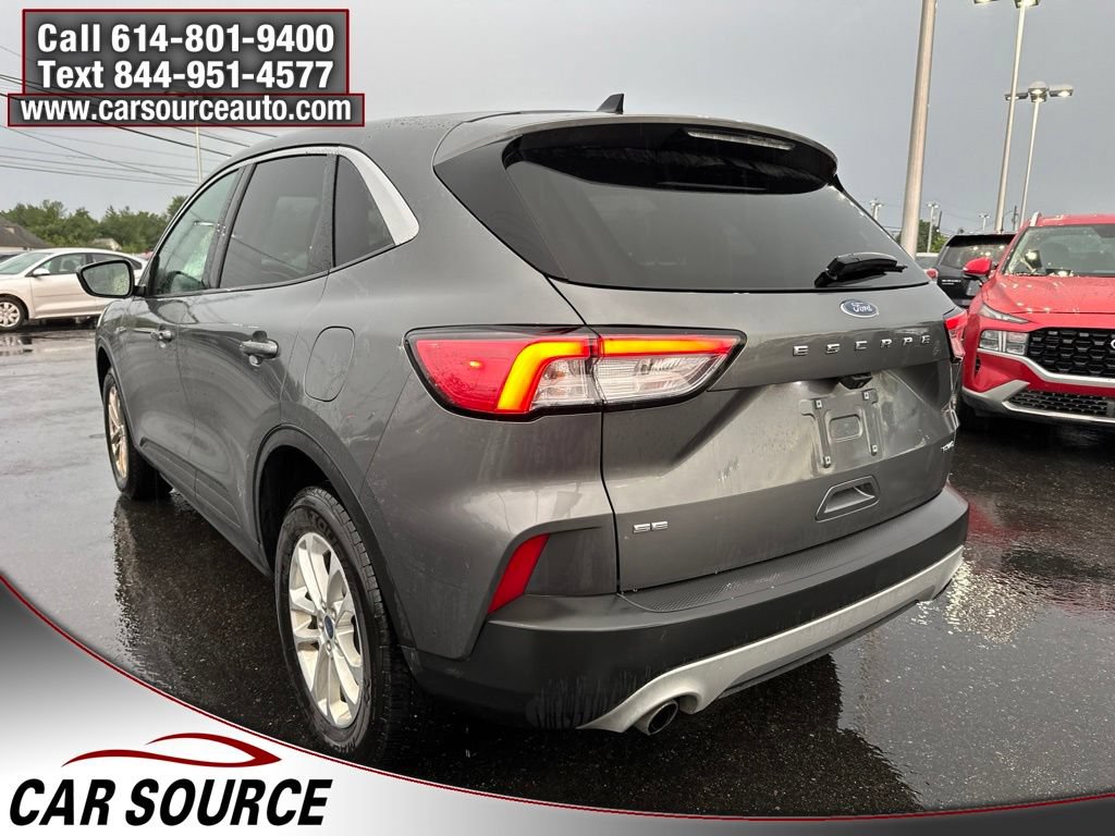 Used 2022 Ford Escape SE w/ Cold Weather Package AWD/4WD image 6
