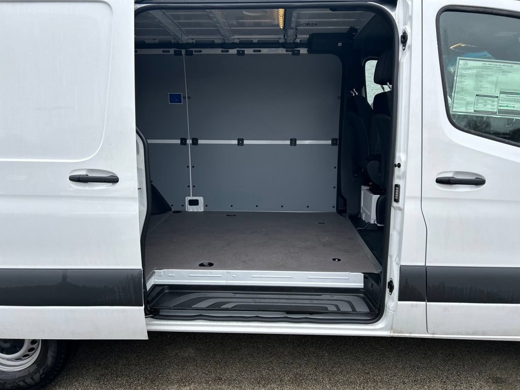 New 2026 Mercedes-Benz Sprinter 2500 image 23