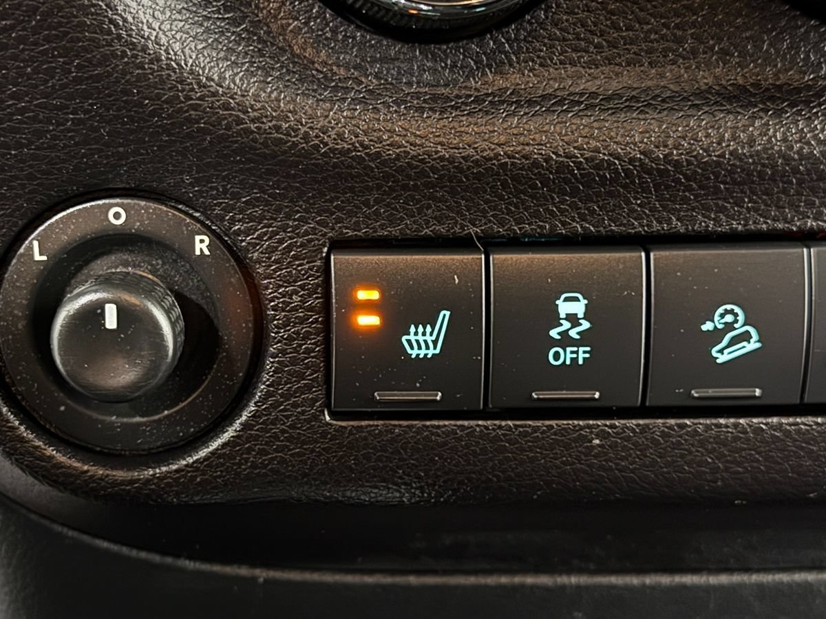 Used 2018 Jeep Wrangler Unlimited Sport AWD/4WD image 23