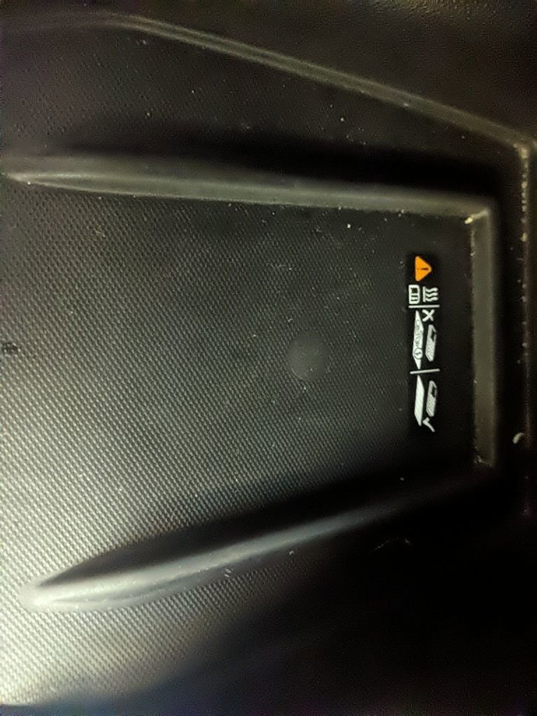 Used 2023 Chevrolet Traverse LT w/ LPO, Floor Liner Package image 25