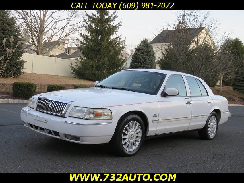 Used 2010 Mercury Grand Marquis LS image 1
