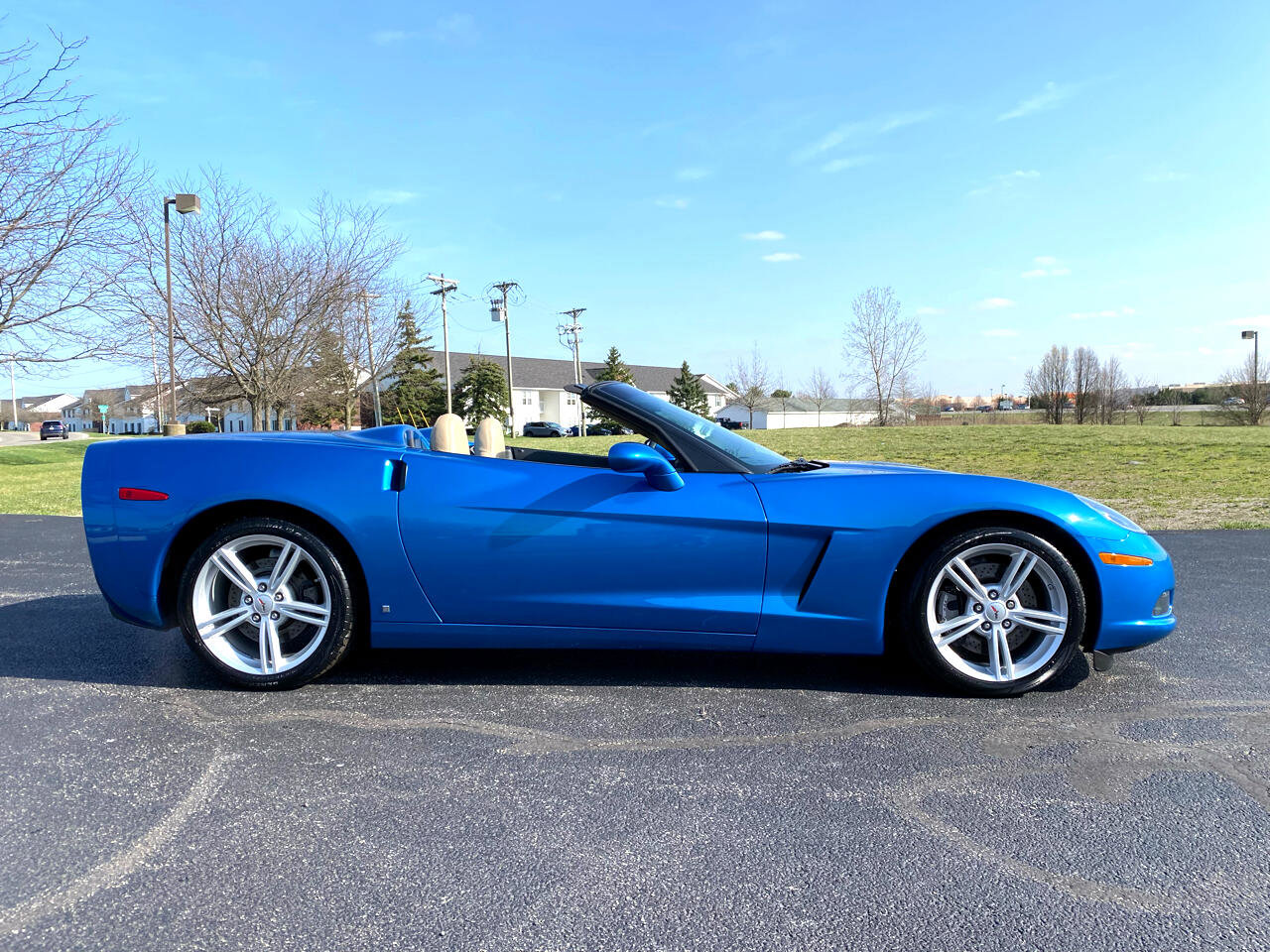 Used 2009 Chevrolet Corvette Convertible w/ Preferred Equipment Group image 7