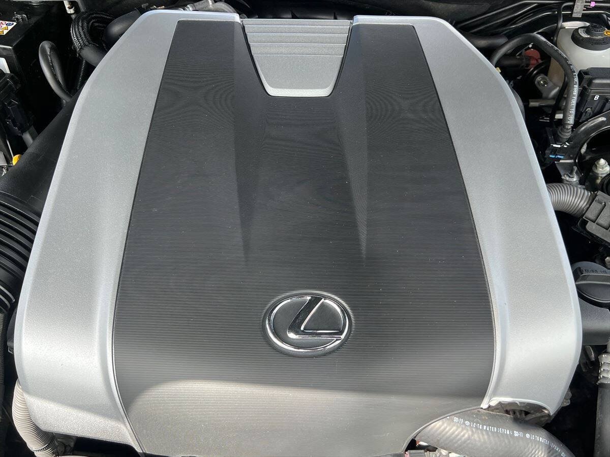 Used 2022 Lexus IS 350 F Sport w/ Accessory Package AWD/4WD image 18
