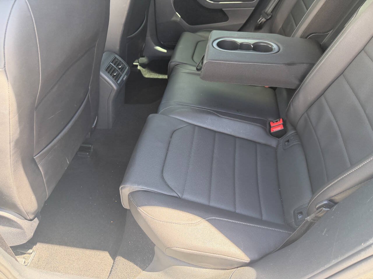 Used 2015 Volkswagen Golf TDI SEL FWD image 21