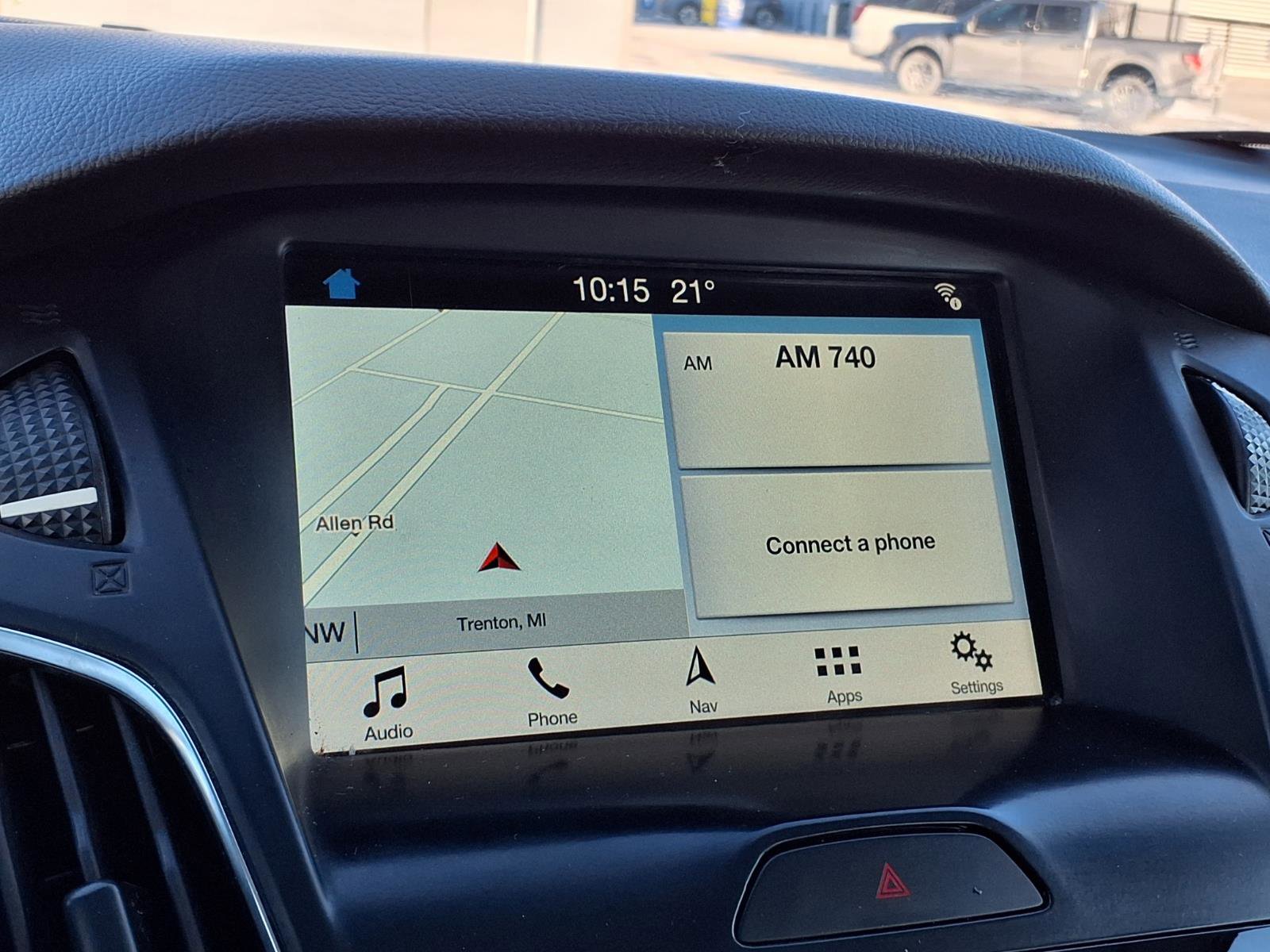 Used 2018 Ford Focus Titanium image 14