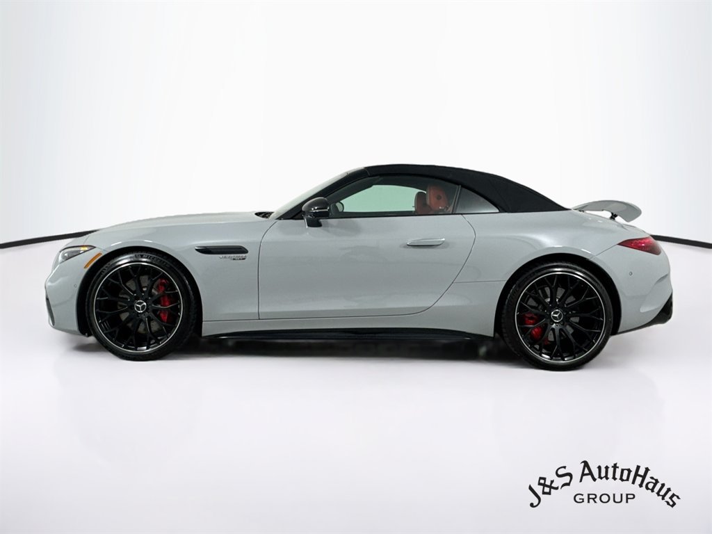 Used 2022 Mercedes-Benz SL 55 AMG 4MATIC w/ Driver Assistance Package image 48
