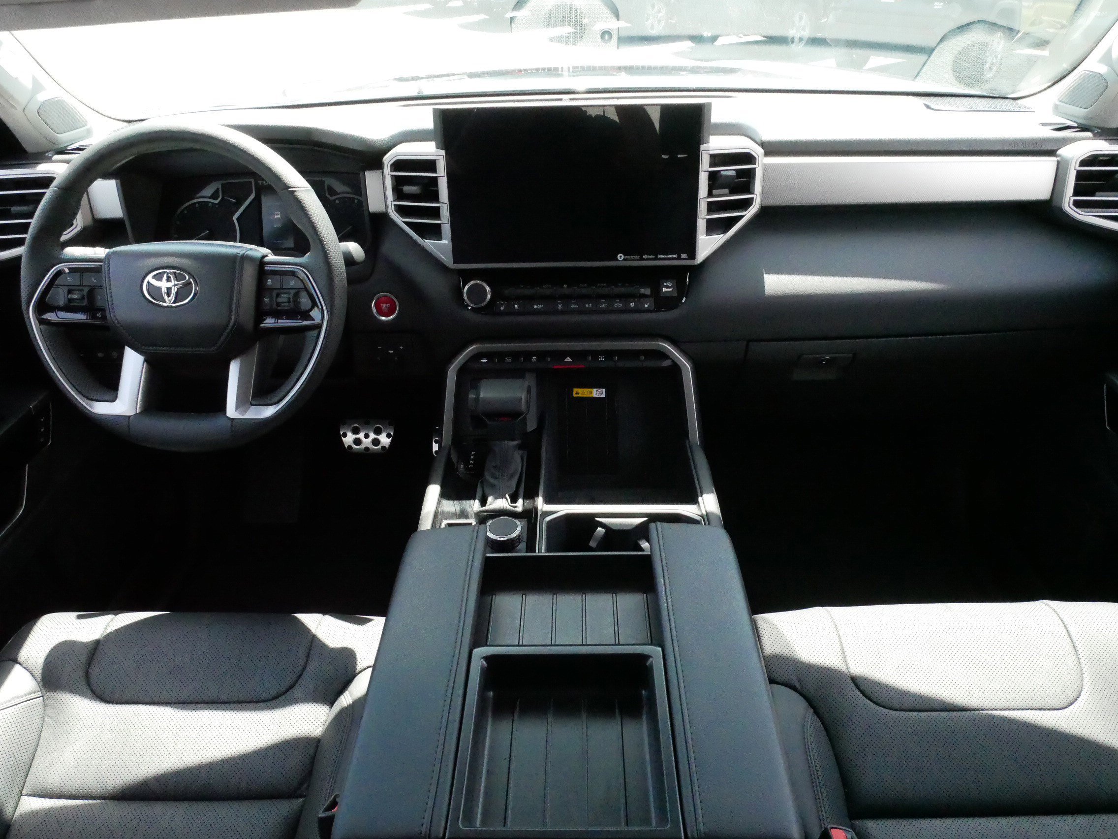 Used 2023 Toyota Tundra Limited w/ TRD Off-Road Package AWD/4WD image 10