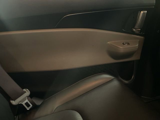 Used 2025 Kia Carnival image 55