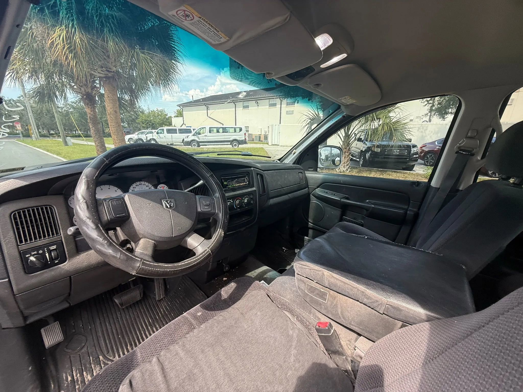 Used 2004 Dodge Ram 1500 Truck SLT image 11