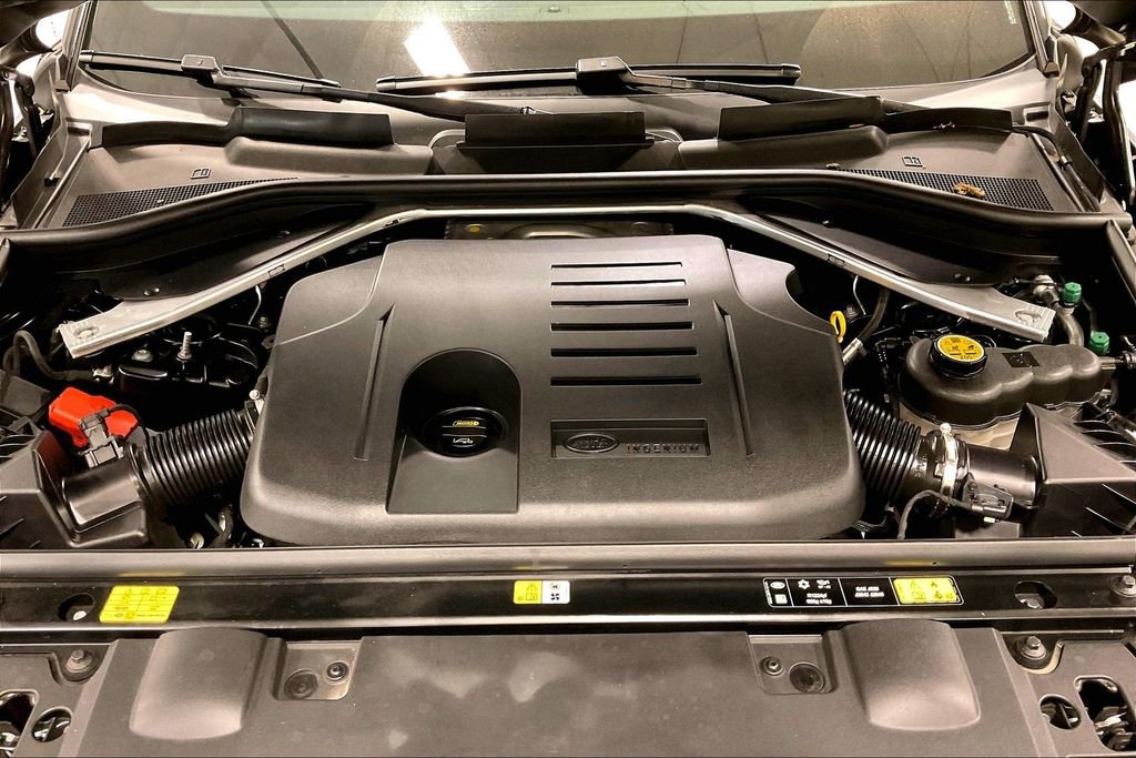 Certified 2024 Land Rover Range Rover Sport SE AWD/4WD image 30