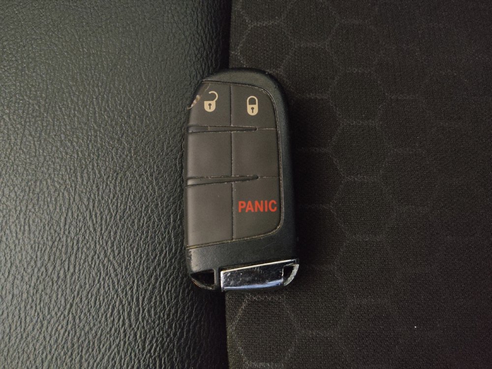 Used 2021 Jeep Compass Latitude w/ Sun and Sound Group FWD image 32