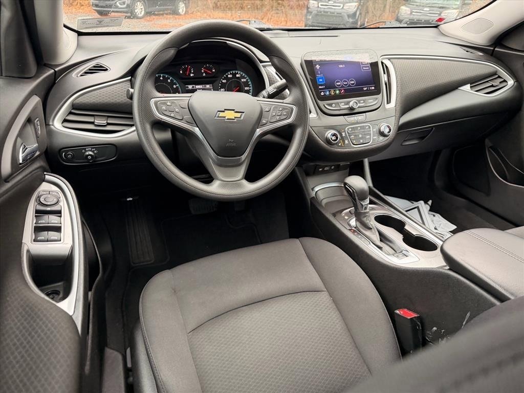 Used 2022 Chevrolet Malibu LT image 5