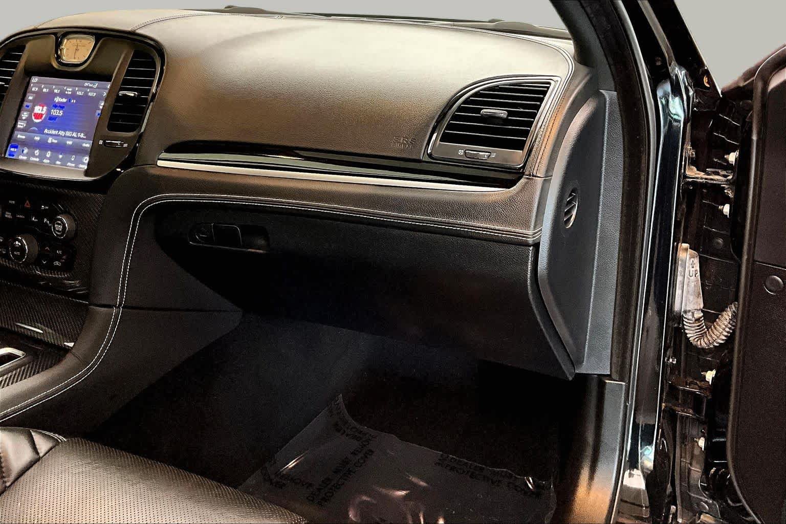 Used 2023 Chrysler 300 C RWD image 19