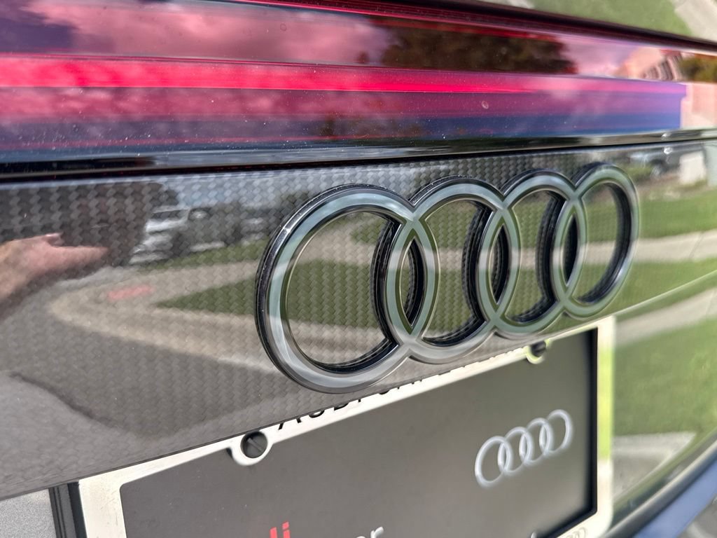 New 2027 Audi SQ8 Prestige AWD/4WD image 13