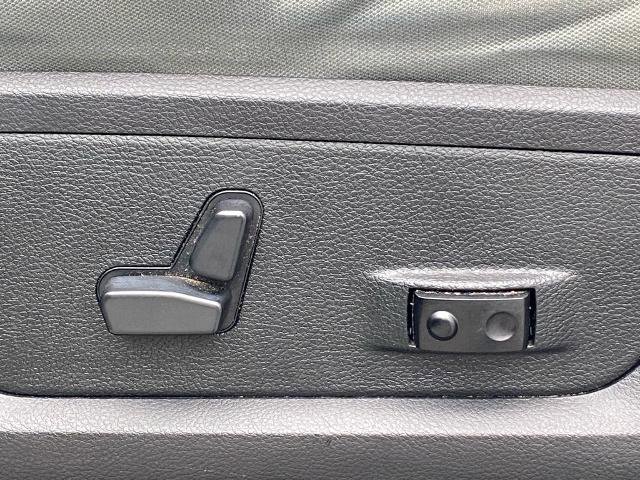 Used 2018 RAM 3500 Big Horn image 14