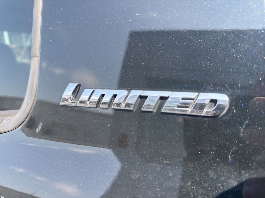 Used 2019 Toyota Tundra Limited w/ Limited Premium Package image 15