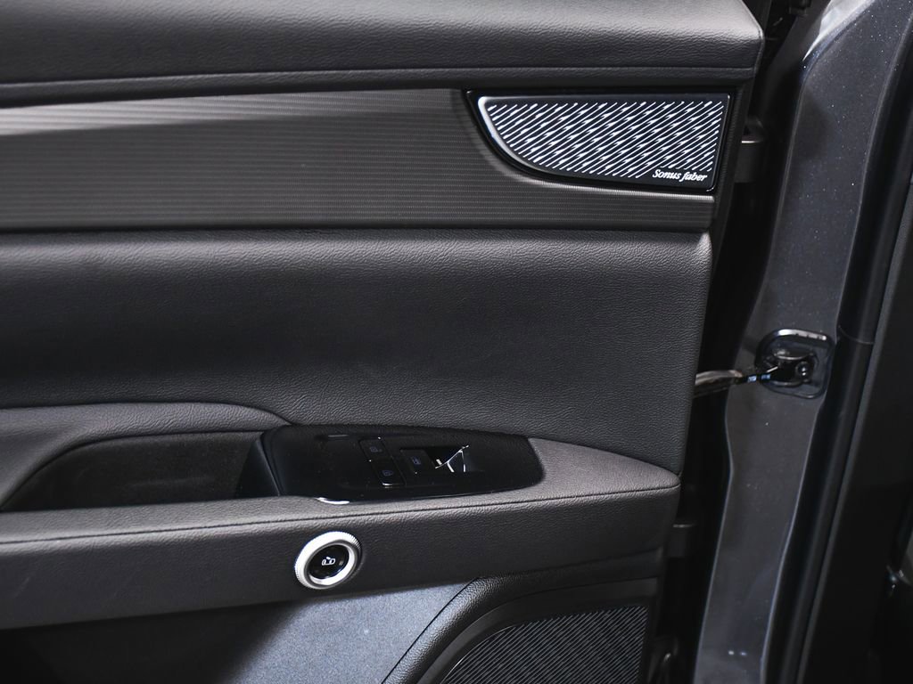 Used 2024 Maserati Grecale GT AWD/4WD image 15