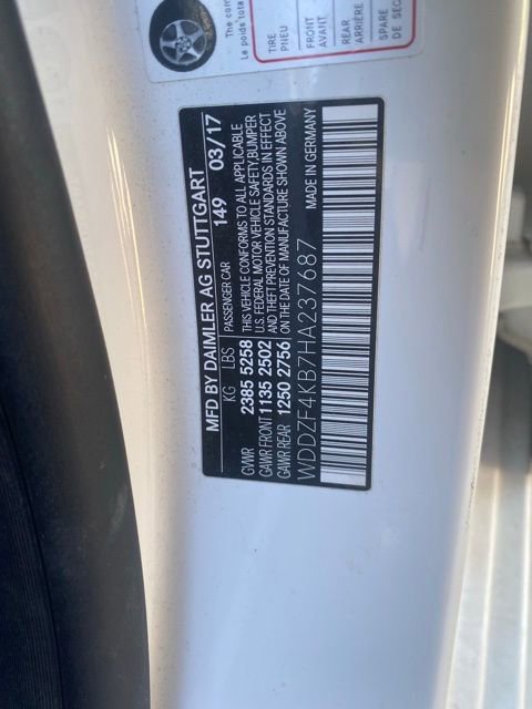 Used 2017 Mercedes-Benz E 300 4MATIC image 28