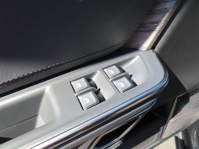 Used 2023 Rivian R1T Adventure AWD/4WD image 12