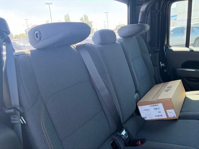 New 2026 Jeep Gladiator Sport AWD/4WD image 30