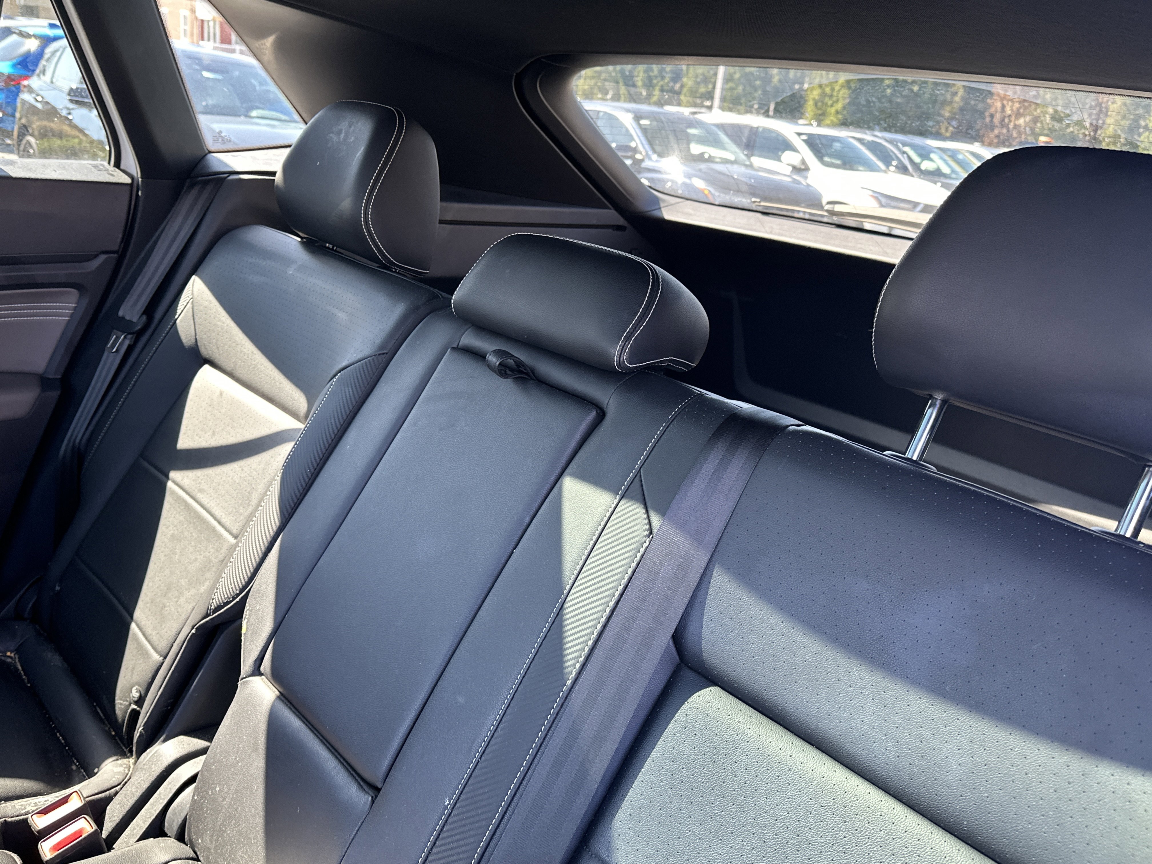 Used 2023 Volkswagen Atlas Cross Sport SE w/ Panoramic Sunroof Package image 10