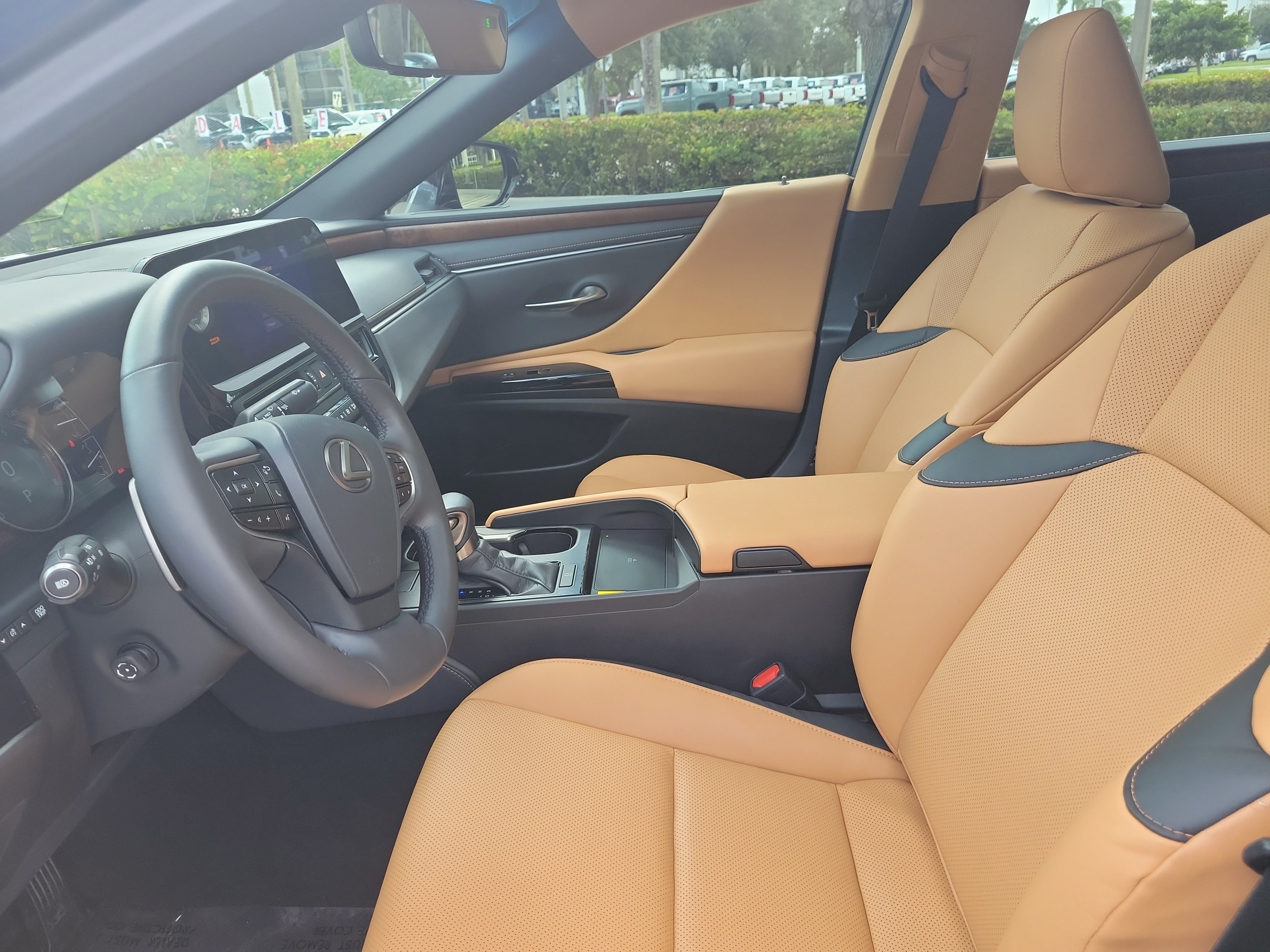 Used 2024 Lexus ES 350 w/ Premium Package FWD image 23