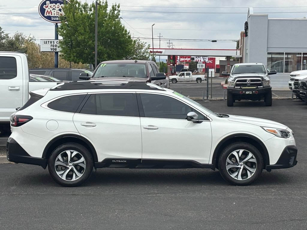Used 2020 Subaru Outback Touring XT AWD/4WD image 3
