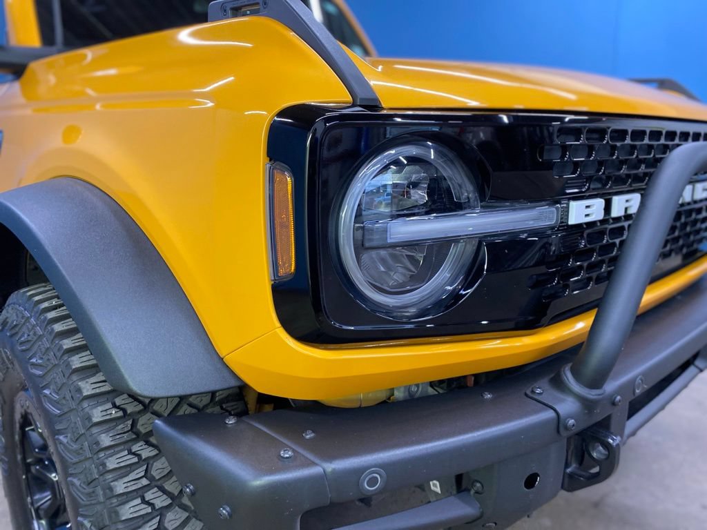 Used 2021 Ford Bronco First Edition AWD/4WD image 2