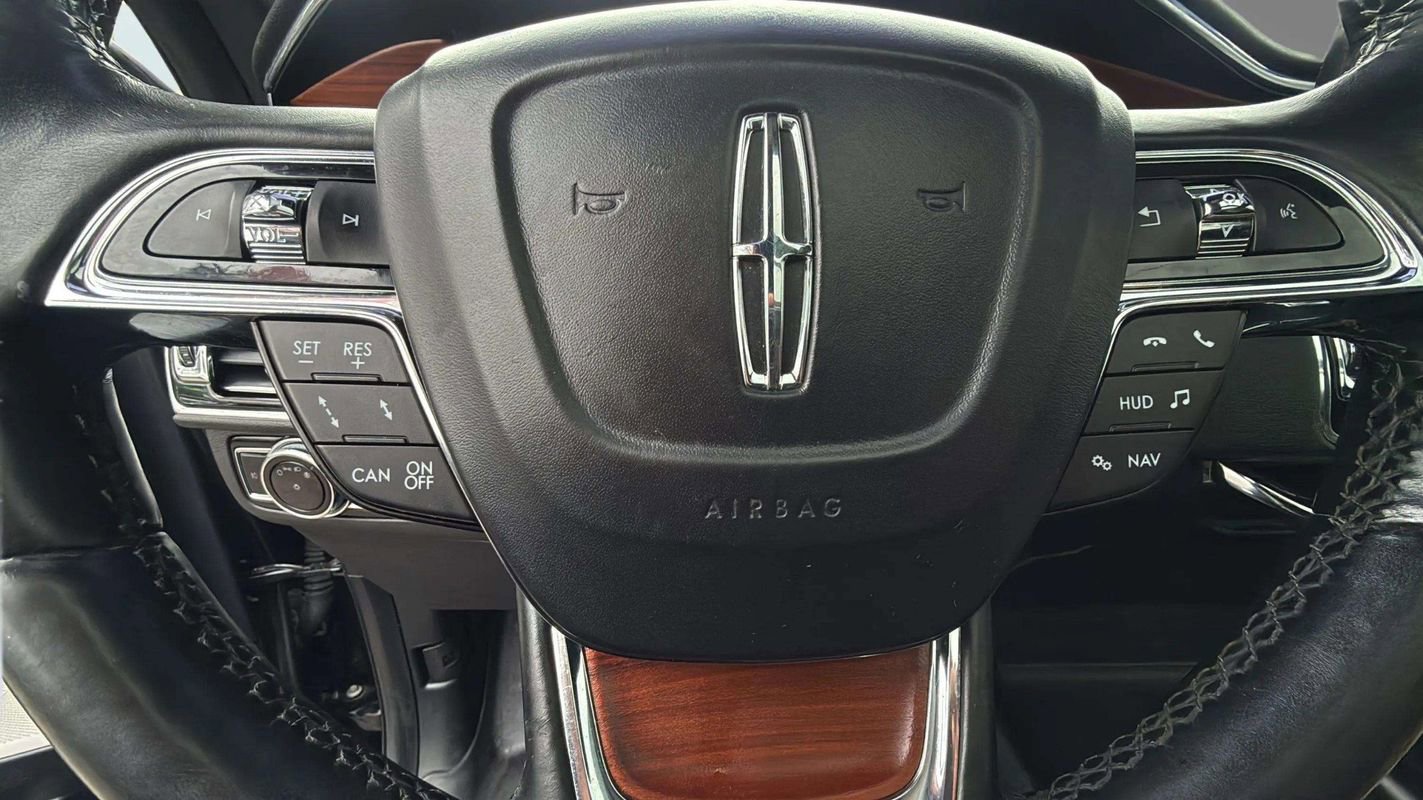 Used 2020 Lincoln Navigator Reserve AWD/4WD image 12