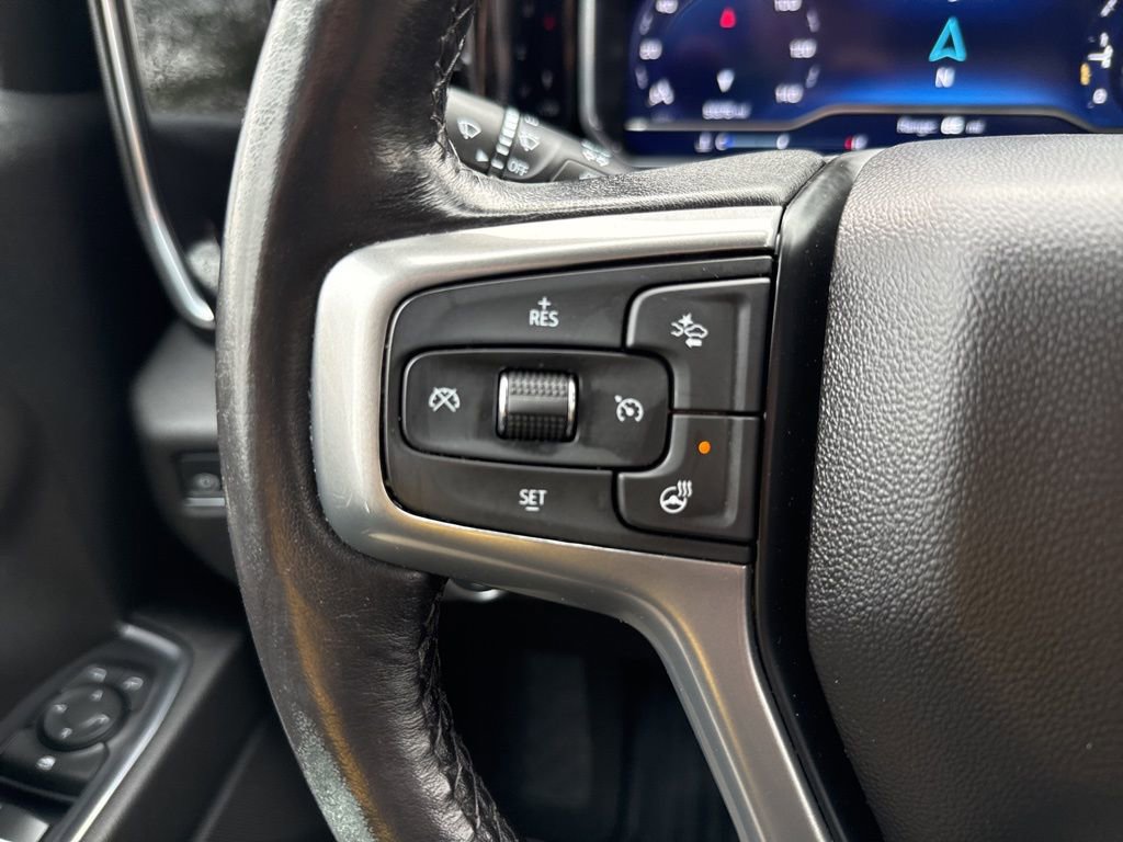 Used 2022 Chevrolet Silverado 1500 LT AWD/4WD image 33