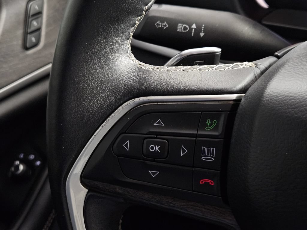 Used 2021 Jeep Grand Cherokee L Limited RWD image 19