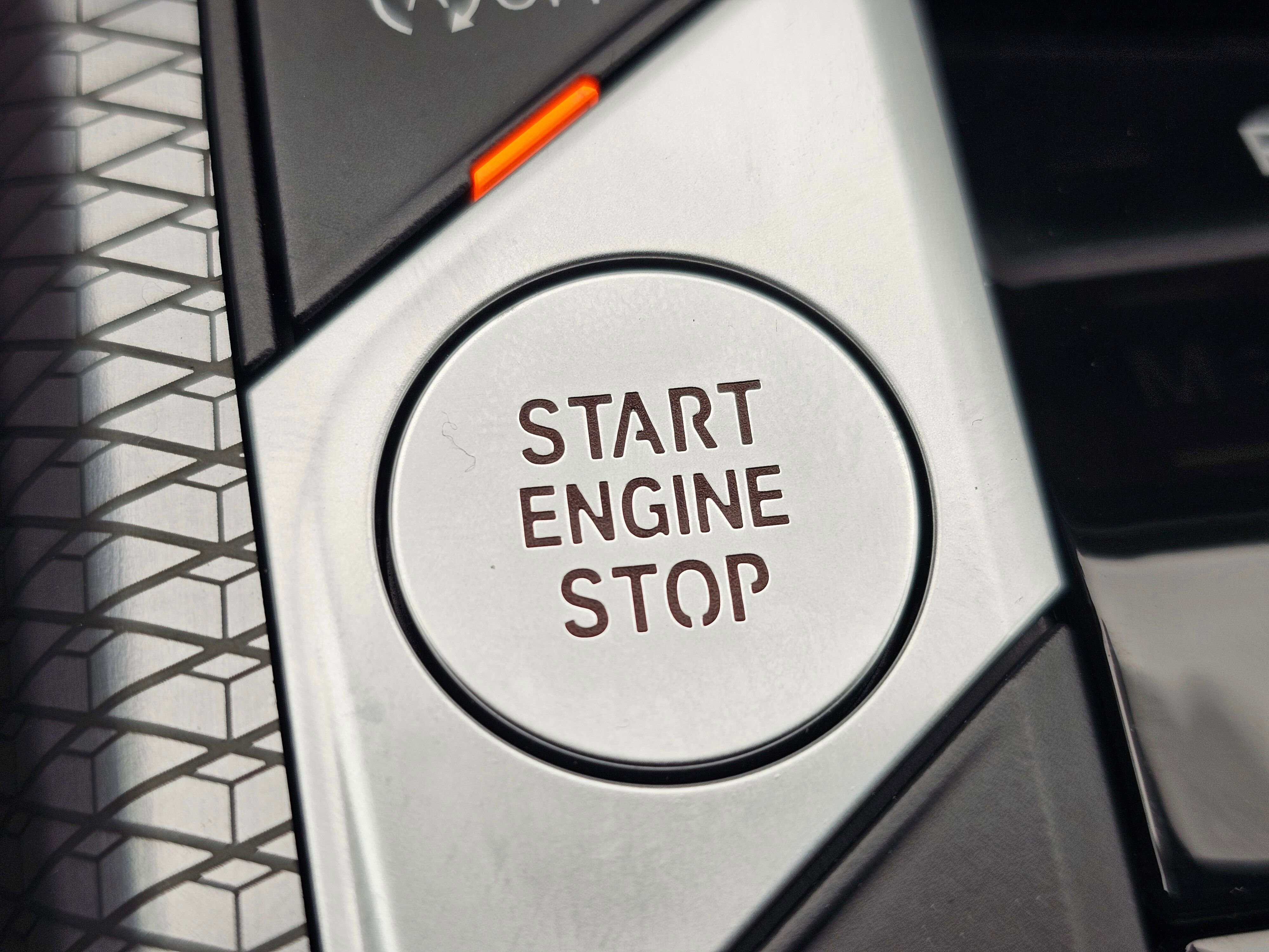 New 2026 BMW 330i xDrive Sedan w/ M Sport Package image 21