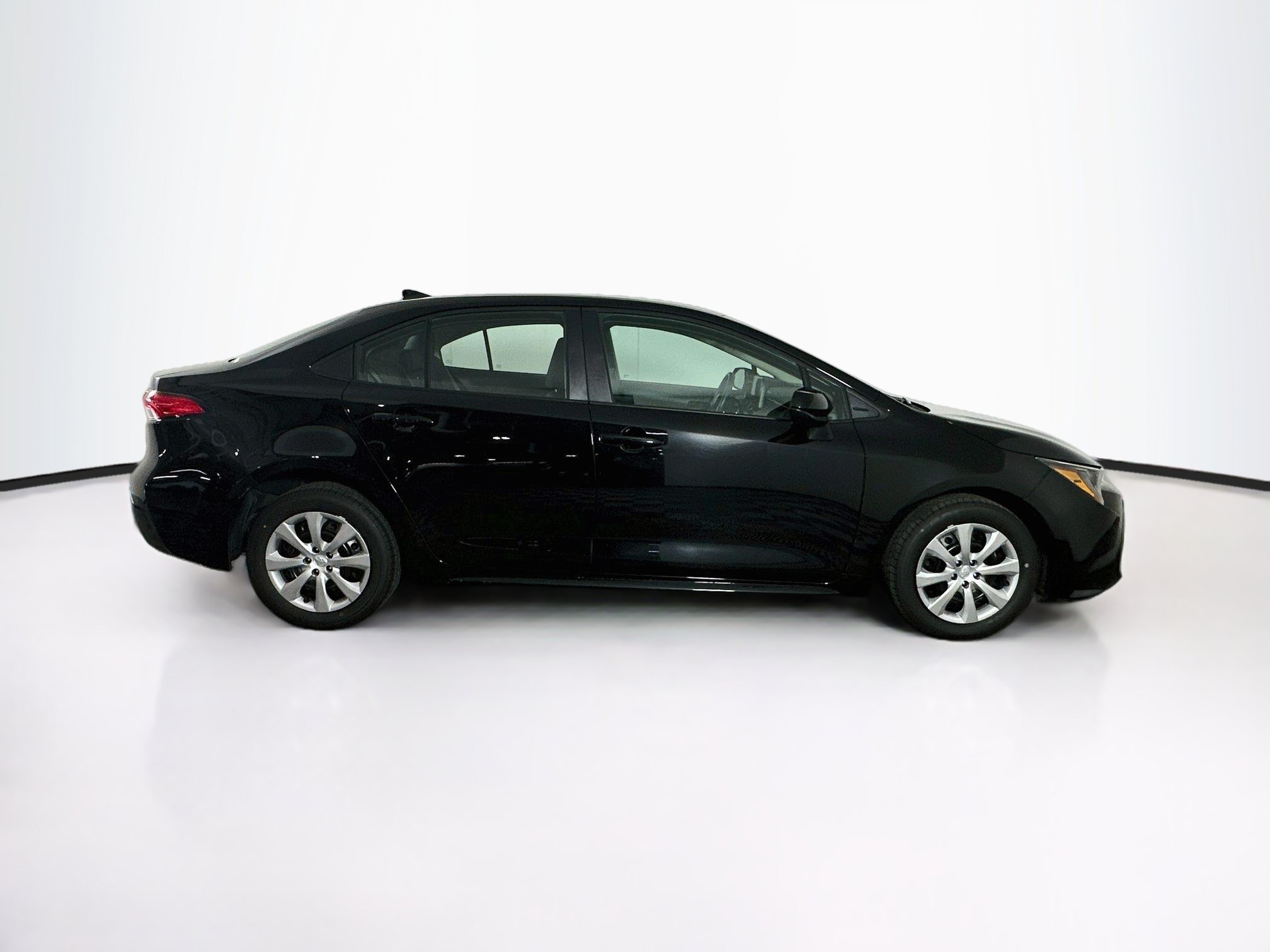 Used 2026 Toyota Corolla LE FWD image 10