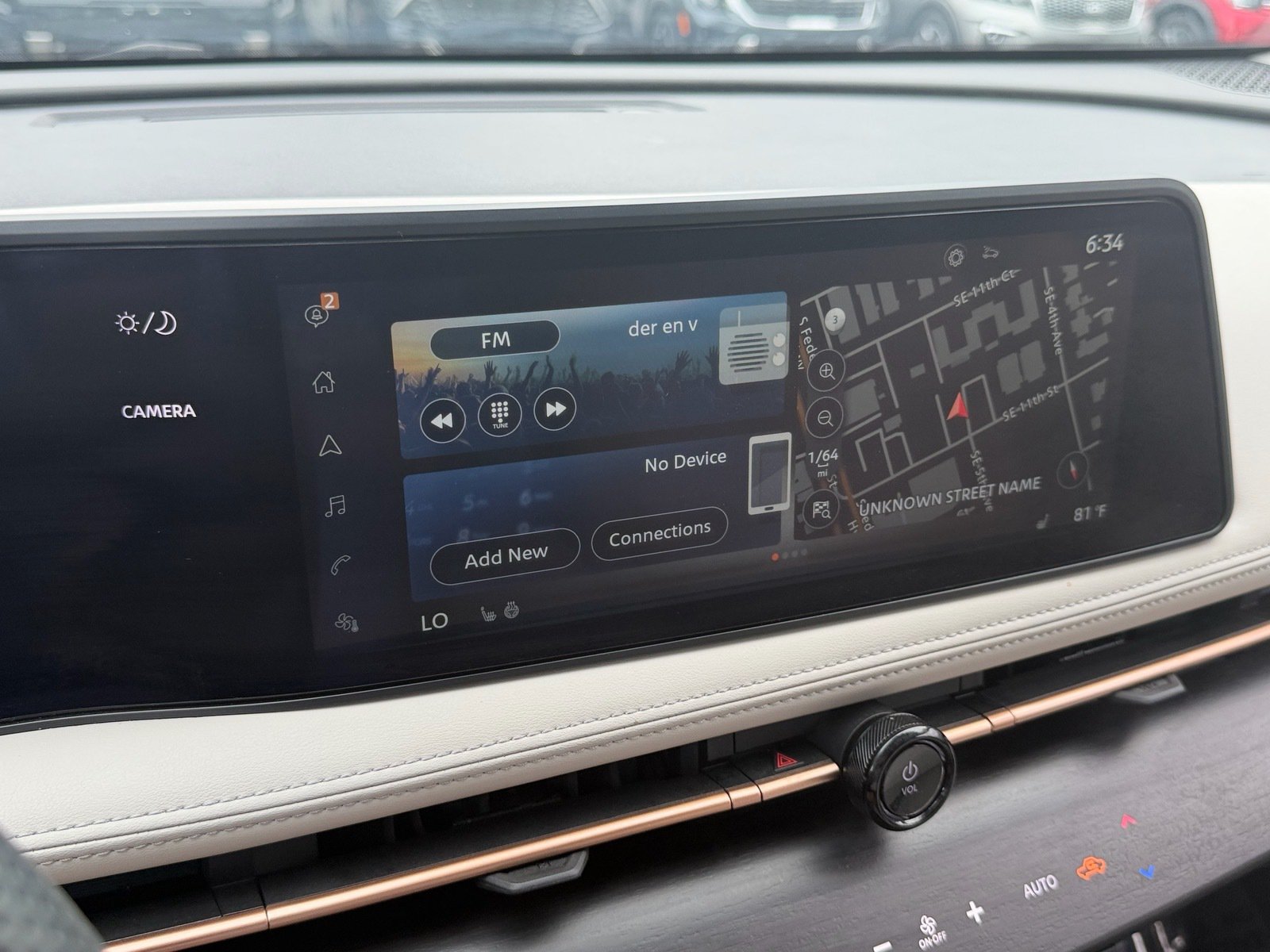 Certified 2025 Nissan Ariya AWD image 22