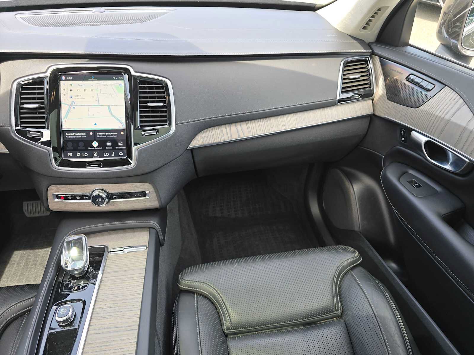 Certified 2023 Volvo XC90 B6 Ultimate w/ Lounge Package AWD/4WD image 20