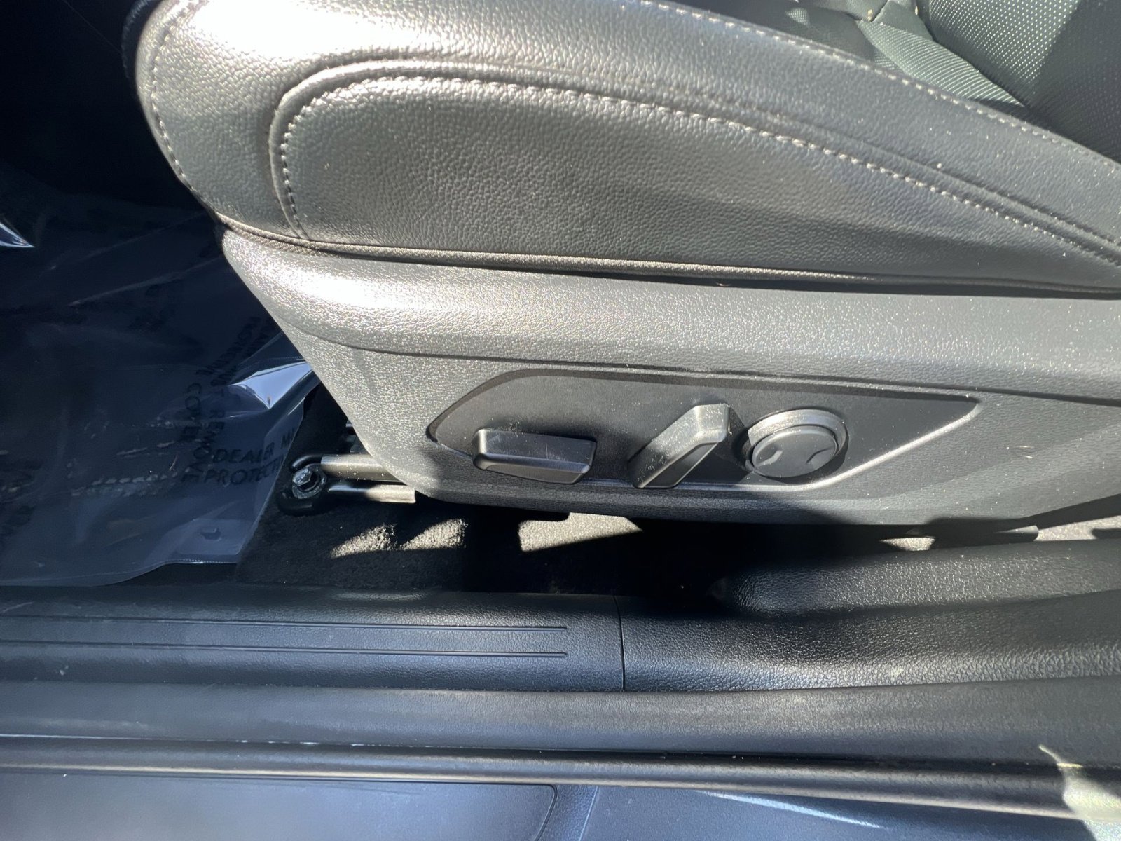 Used 2023 Kia Sportage EX image 14