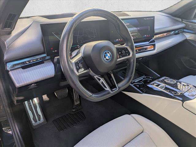 Certified 2024 BMW i5 eDrive40i w/ M Sport Package image 10