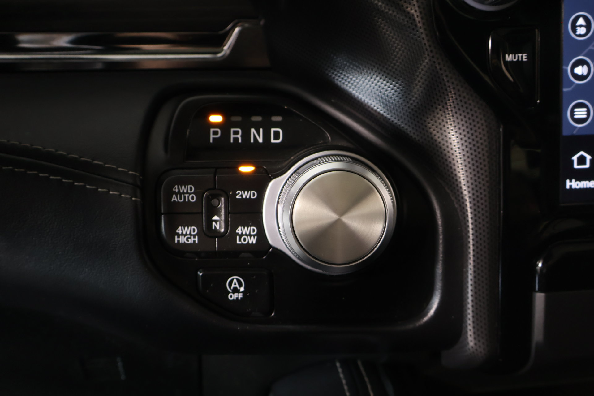 Used 2023 RAM 1500 Limited AWD/4WD image 9