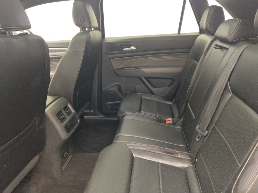 Used 2021 Volkswagen Atlas Cross Sport SE FWD image 18