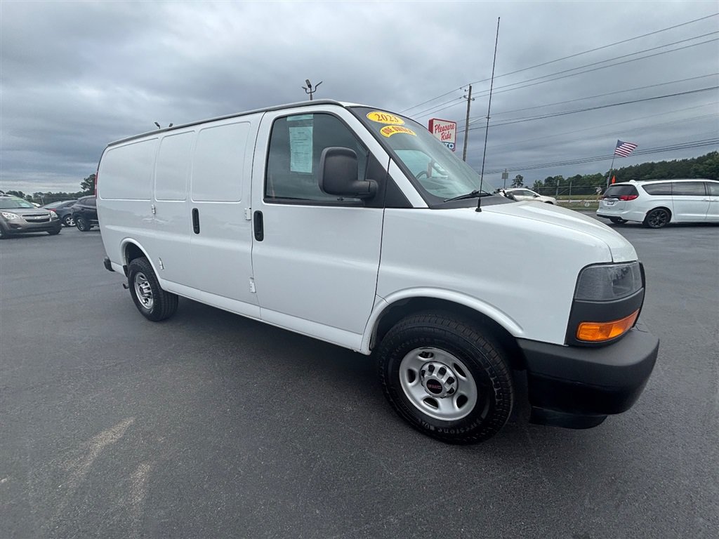 Used 2023 GMC Savana 2500 w/ Driver Convenience Package RWD image 10