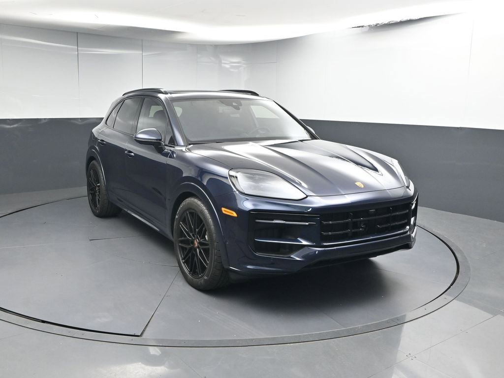 Certified 2026 Porsche Cayenne GTS image 28