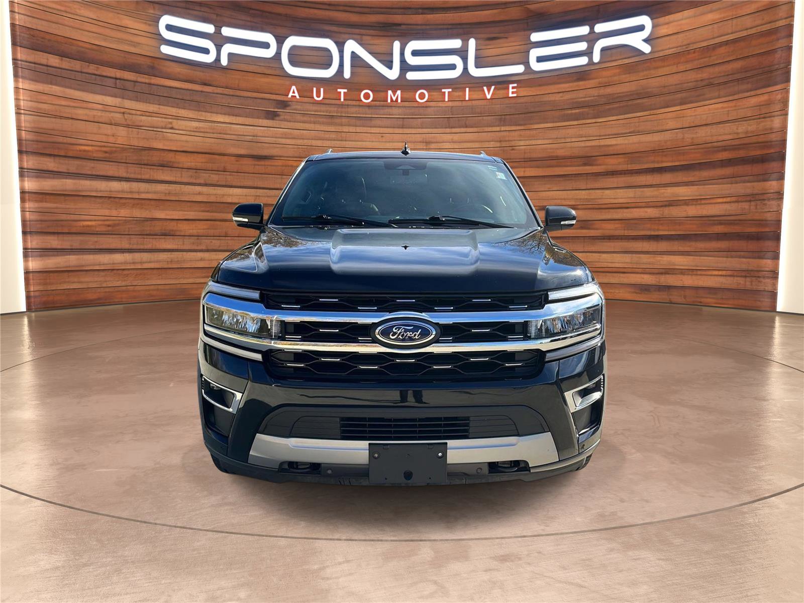 Used 2022 Ford Expedition Max Limited image 8