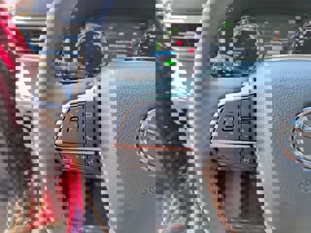 New 2026 Toyota Highlander XLE image 21