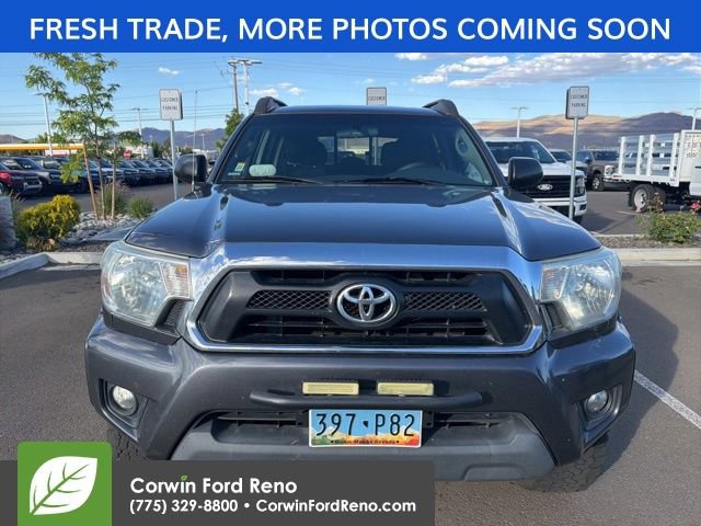 Used 2015 Toyota Tacoma 4x4 Double Cab w/ TRD Off-Road Package image 2