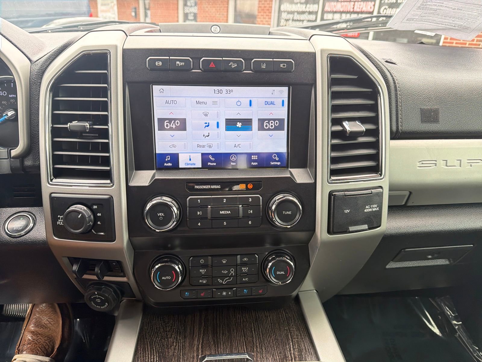 Used 2020 Ford F250 Lariat w/ Lariat Ultimate Package AWD/4WD image 20