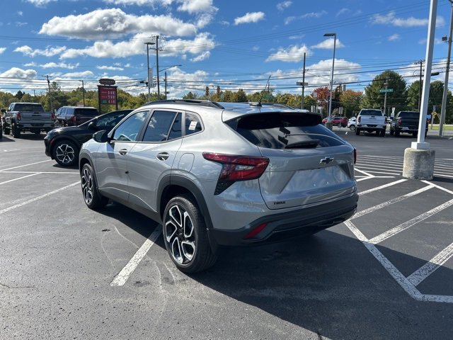 New 2026 Chevrolet Trax RS w/ Driver Confidence Package image 5