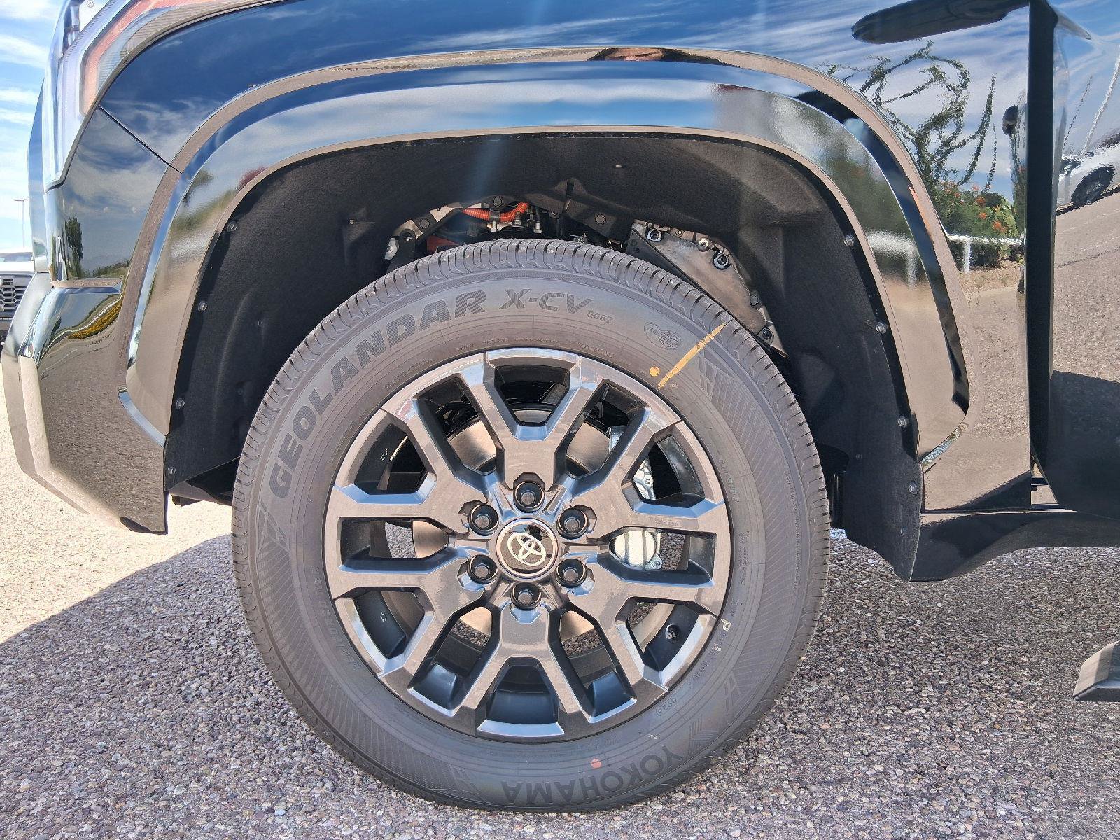 New 2026 Toyota Tundra Platinum w/ Tow Tech Package AWD/4WD image 35
