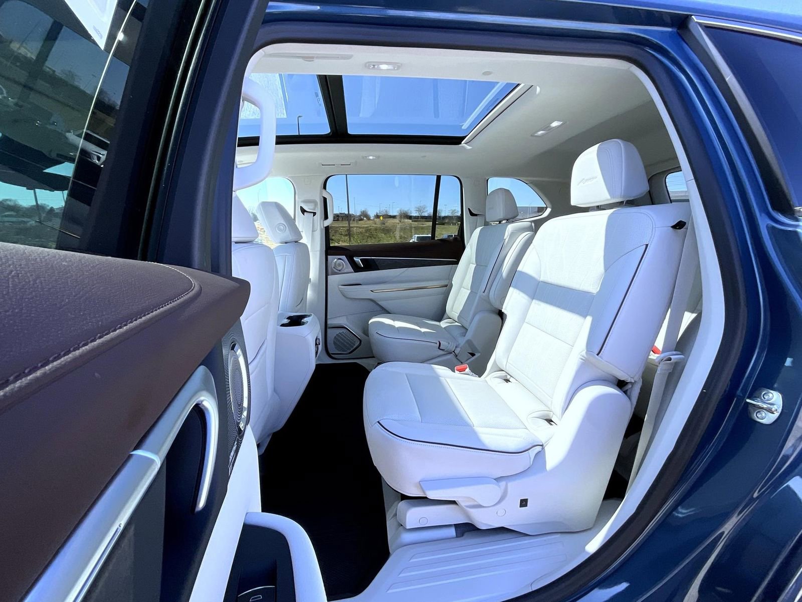 New 2026 Buick Enclave Avenir w/ Super Cruise Package image 19